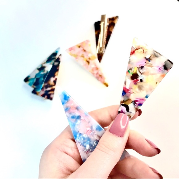 🔴5/$15⚠️𝗖𝗟𝗘𝗔𝗥𝗔𝗡𝗖𝗘⚠️Blue Hair Clip NEW - Picture 8 of 13